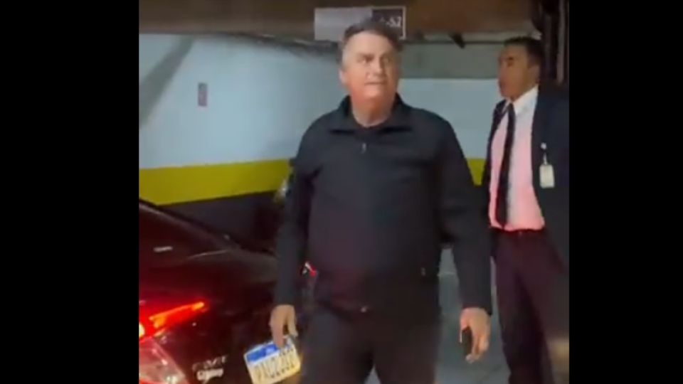 Retorno De Bolsonaro Ao Brasil Vira Motivo De Piada Nas Redes Confira